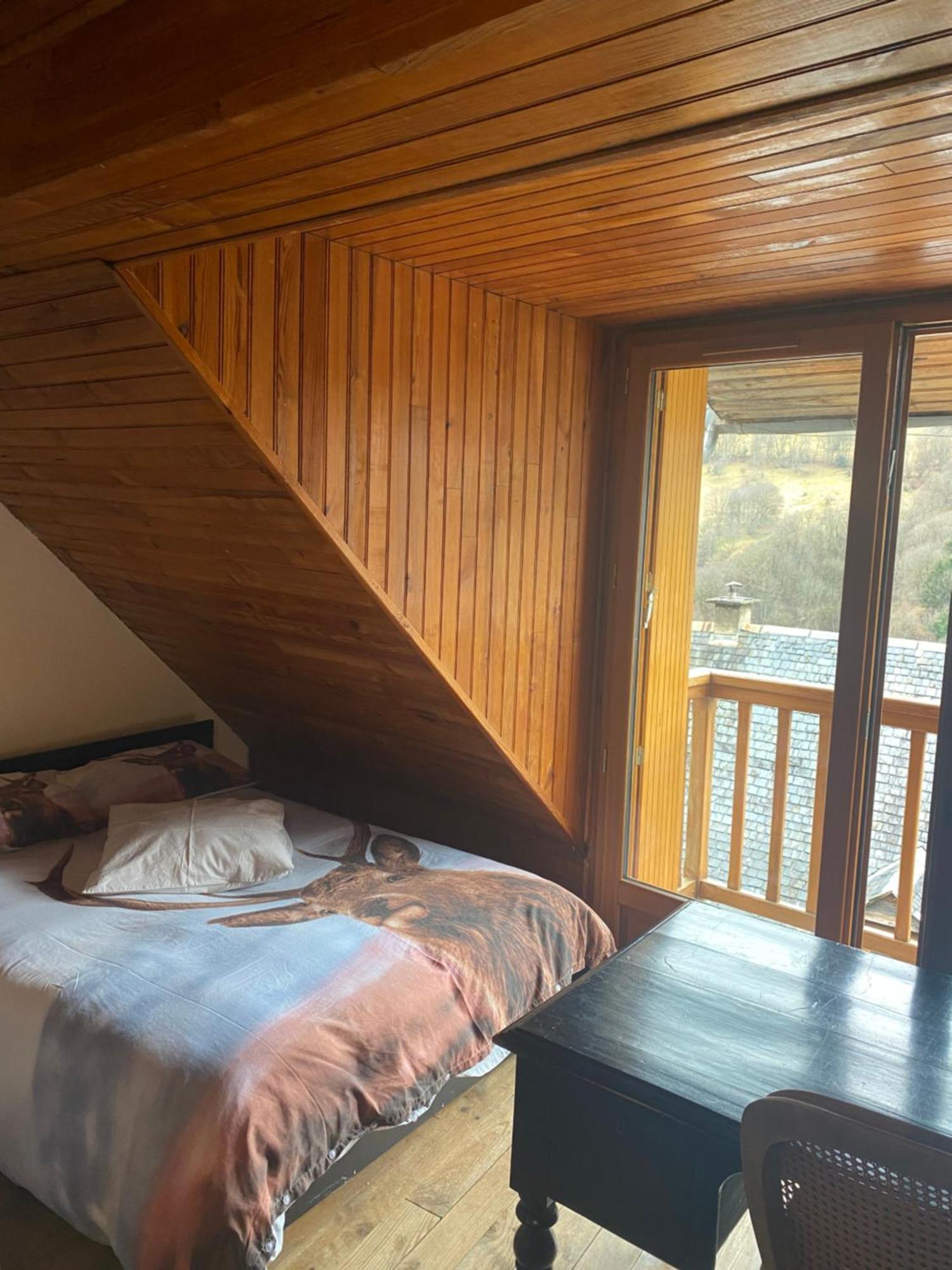 Maison Pyrenees Saint-Aventin Luaran gambar